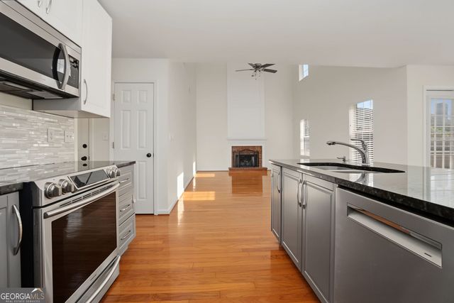 1015 Amber Leaf Court, Roswell, GA 30076