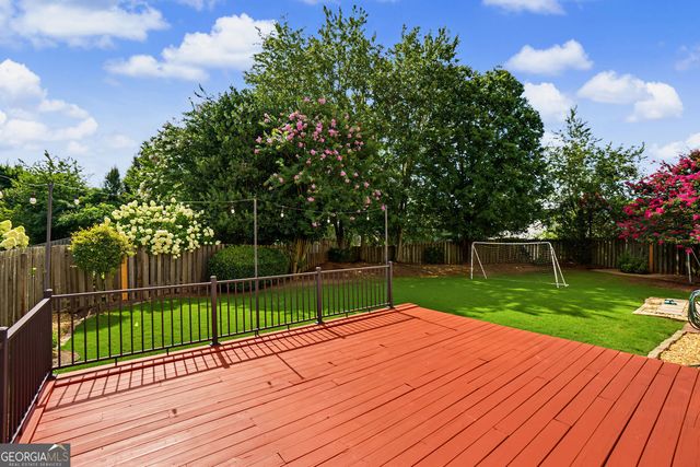 1015 Amber Leaf Court, Roswell, GA 30076
