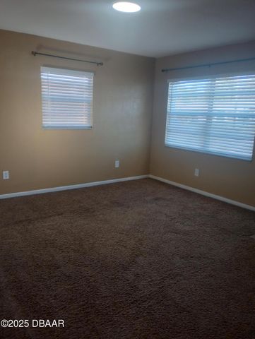 1324 Granada Avenue, Daytona Beach, FL 32118