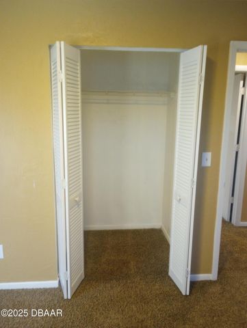 1324 Granada Avenue, Daytona Beach, FL 32118