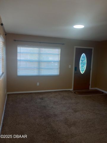 1324 Granada Avenue, Daytona Beach, FL 32118