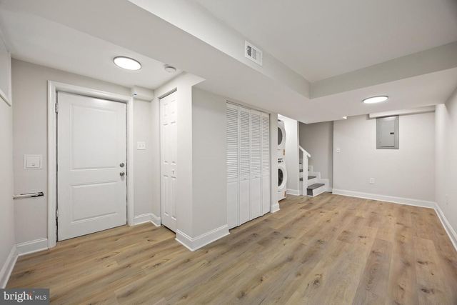 1601 HAMLIN ST NE, Washington, DC 20018