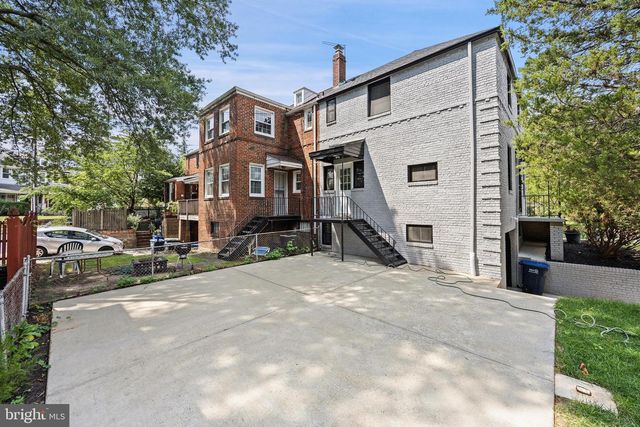 1601 HAMLIN ST NE, Washington, DC 20018