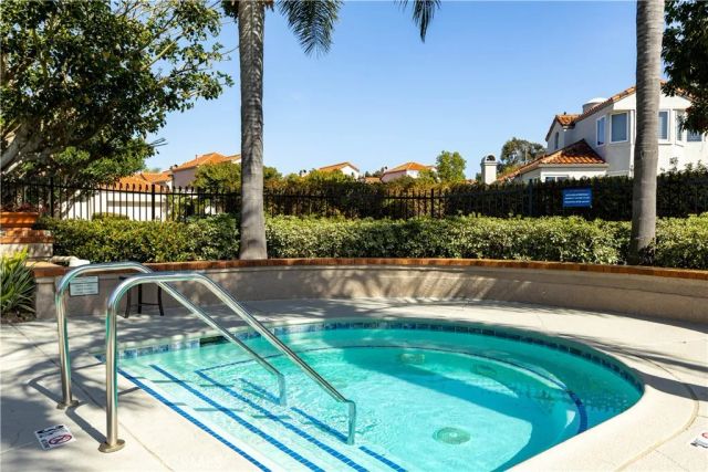14 Toulon, Laguna Niguel, CA 92677