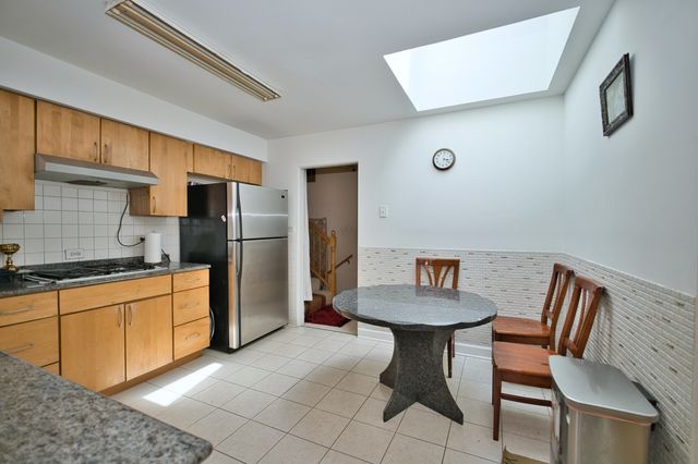 4454 Concord Lane, Skokie, IL 60076