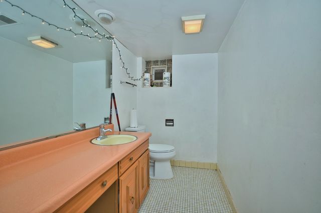 4454 Concord Lane, Skokie, IL 60076