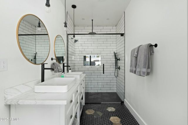 1152 E Malibu Drive, Tempe, AZ 85282