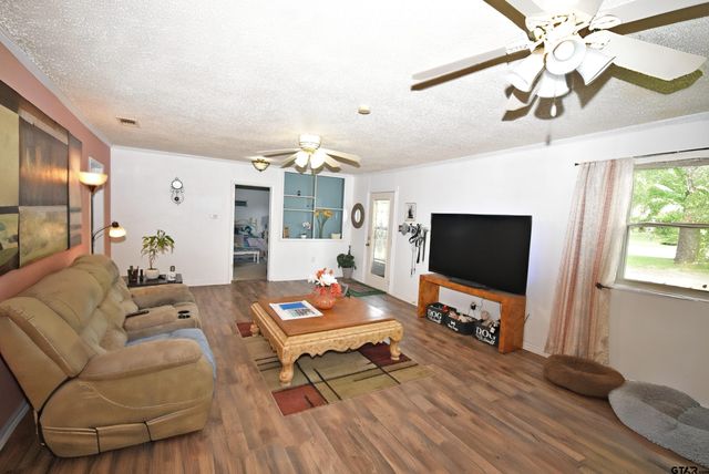 411 N Winnsboro St, Quitman, TX 75783