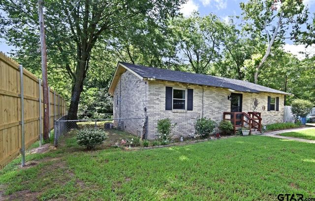 411 N Winnsboro St, Quitman, TX 75783