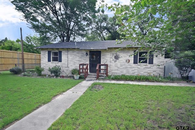 411 N Winnsboro St, Quitman, TX 75783