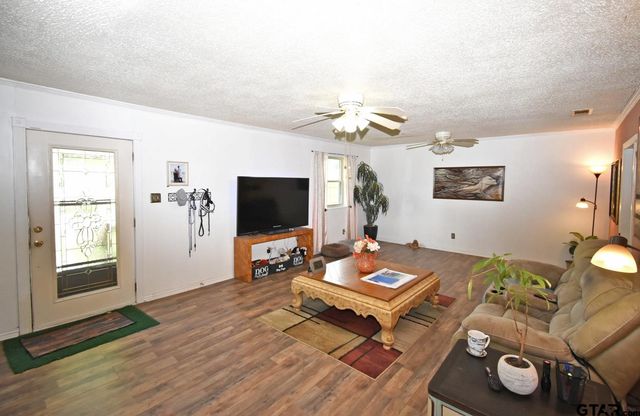 411 N Winnsboro St, Quitman, TX 75783