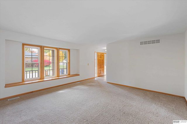 3714 Fornoff Avenue, Bellevue, NE 68123