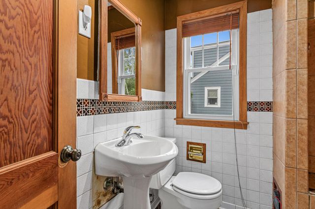 1639 Chamber Street, Saint Paul, MN 55106