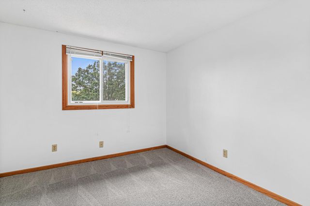 1639 Chamber Street, Saint Paul, MN 55106