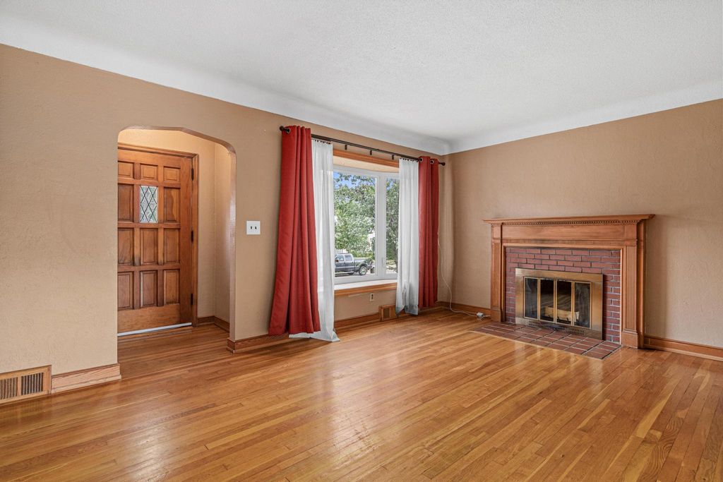 1639 Chamber Street, Saint Paul, MN 55106 — photo 2