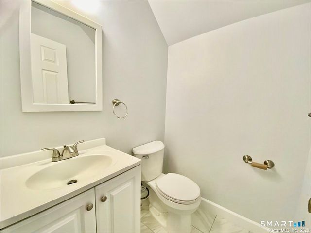 1 Valley Road 205, Stamford, CT 06902
