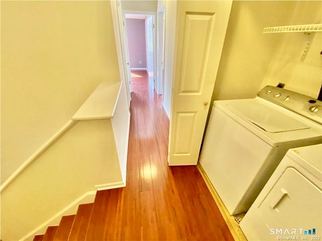 1 Valley Road 205, Stamford, CT 06902
