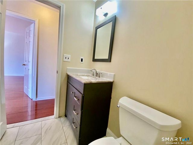 1 Valley Road 205, Stamford, CT 06902