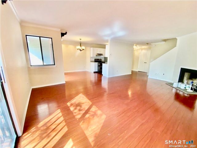 1 Valley Road 205, Stamford, CT 06902