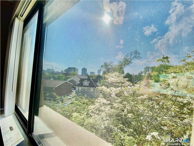 1 Valley Road 205, Stamford, CT 06902