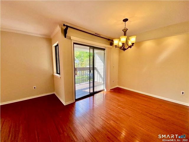 1 Valley Road 205, Stamford, CT 06902