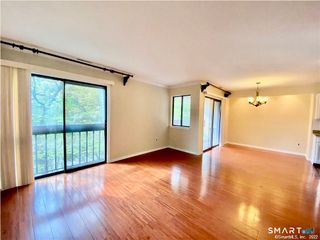 1 Valley Road 205, Stamford, CT 06902