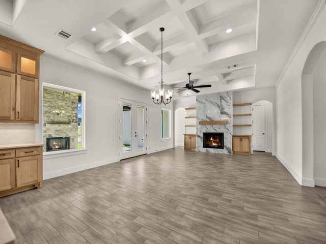 740 Burr Oak Lane, Weatherford, TX 76085