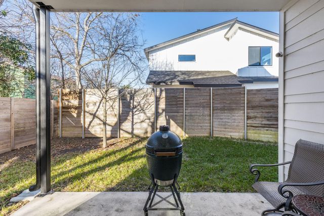 608 Hammack DR 1, Austin, TX 78752