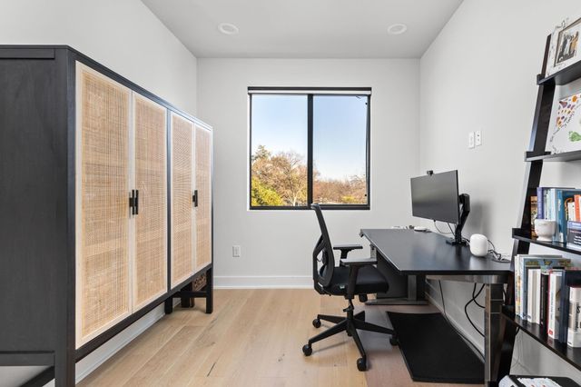 608 Hammack DR 1, Austin, TX 78752