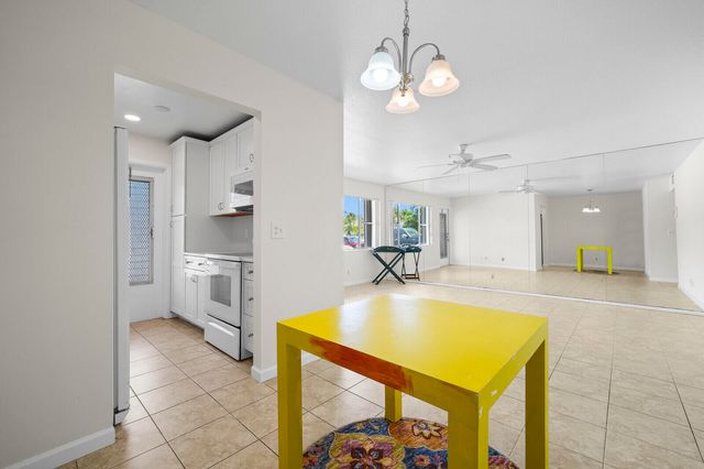 130 Doolen Court 109, North Palm Beach, FL 33408