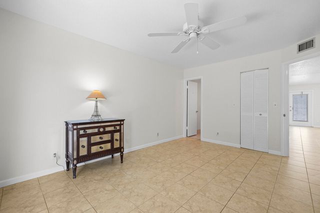 130 Doolen Court 109, North Palm Beach, FL 33408