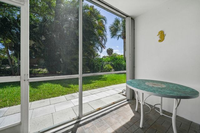 130 Doolen Court 109, North Palm Beach, FL 33408