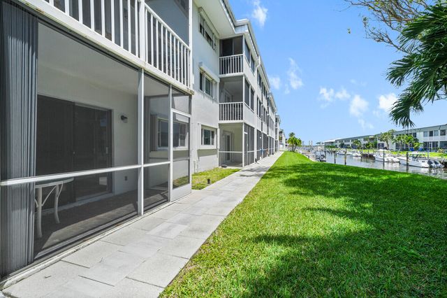 130 Doolen Court 109, North Palm Beach, FL 33408