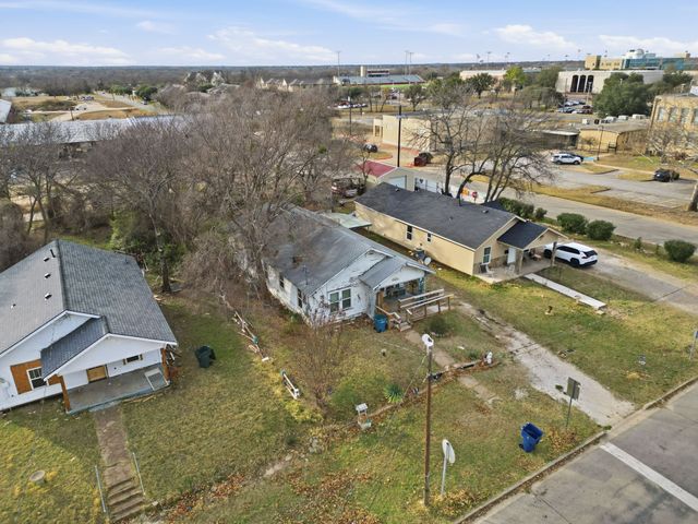 514 N Lee Avenue, Sherman, TX 75090