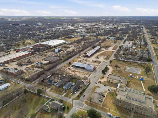 514 N Lee Avenue, Sherman, TX 75090