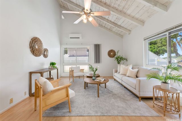 989 Kalapaki Street, Honolulu, HI 96825