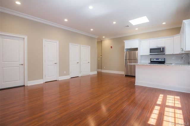 41 - 3C Green Street 3C, Huntington, NY 11743