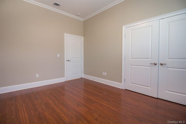 41 - 3C Green Street 3C, Huntington, NY 11743