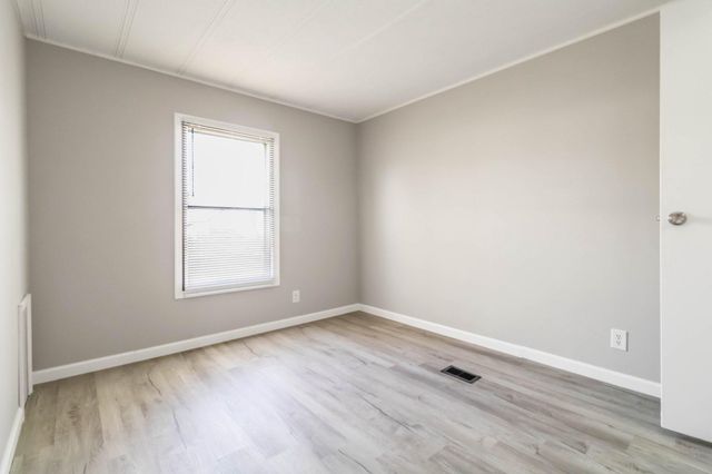 2 ROSE AVE, Middletown, PA 17057