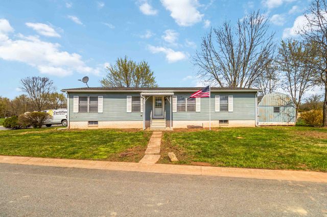 2 ROSE AVE, Middletown, PA 17057