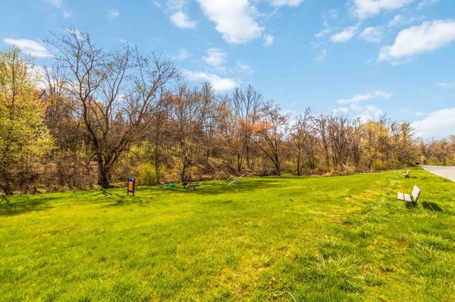 2 ROSE AVE, Middletown, PA 17057