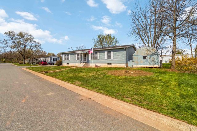 2 ROSE AVE, Middletown, PA 17057