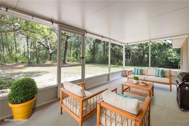 2105 E Dearborn Drive, Hernando, FL 34442