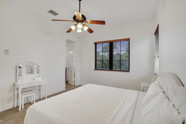 17682 Middlebrook Way, Boca Raton, FL 33496