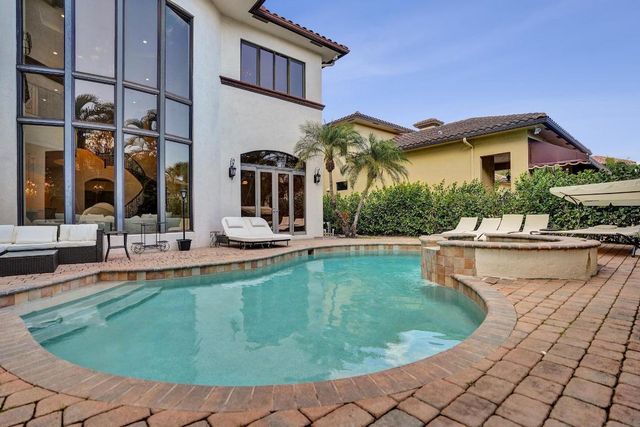 17682 Middlebrook Way, Boca Raton, FL 33496