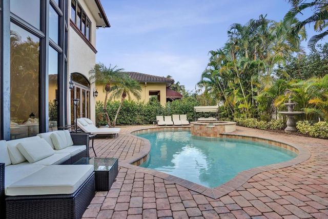 17682 Middlebrook Way, Boca Raton, FL 33496