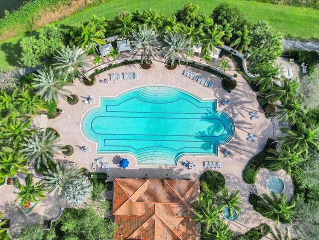 17682 Middlebrook Way, Boca Raton, FL 33496