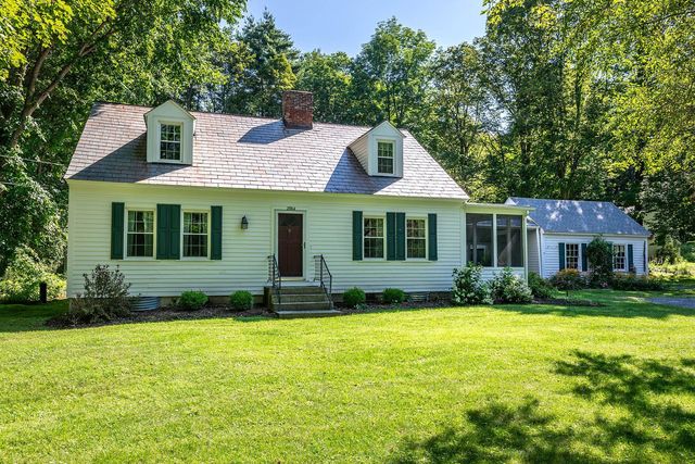 2984 VT 313 Route, Arlington, VT 05250