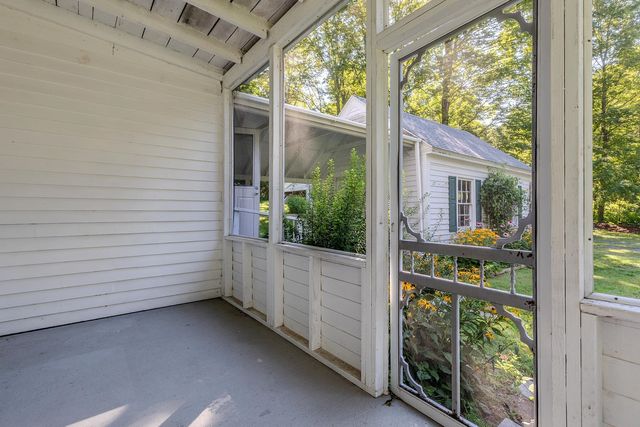 2984 VT 313 Route, Arlington, VT 05250