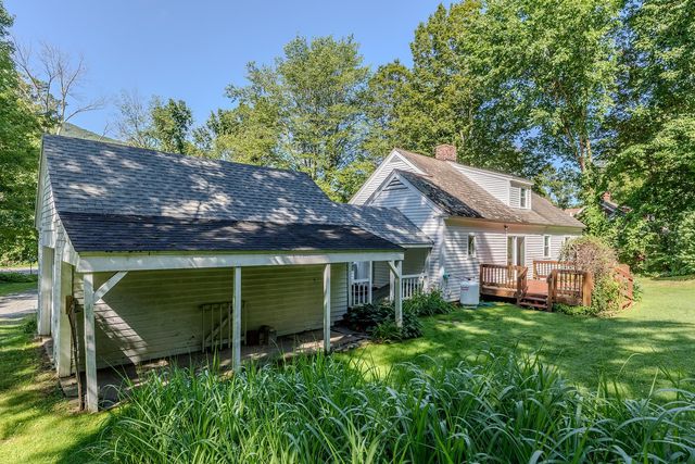 2984 VT 313 Route, Arlington, VT 05250